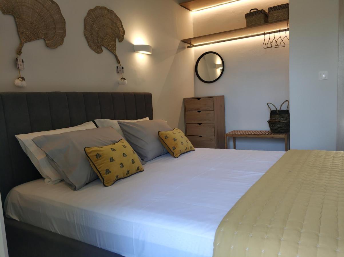 Coritos Apartments Corfu コントカリ エクステリア 写真
